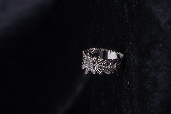 Elysian Leaf Ring