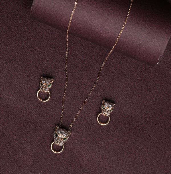 Midnight Panther Halo Pendant Set