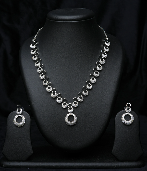 Eternal Halo Necklace Set