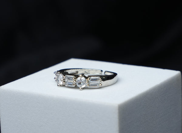 Trio Spark Silver Ring