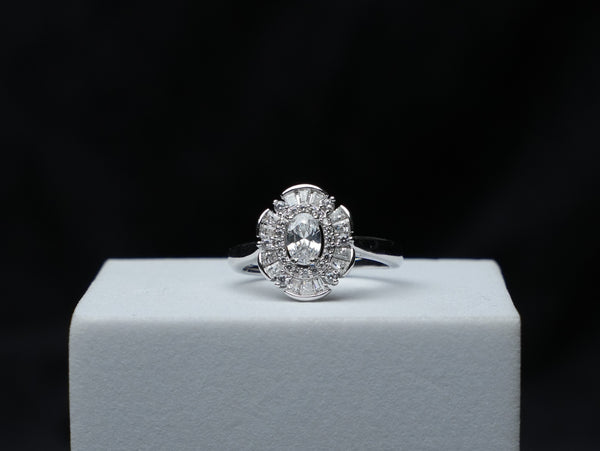 Aurelia Halo Ring
