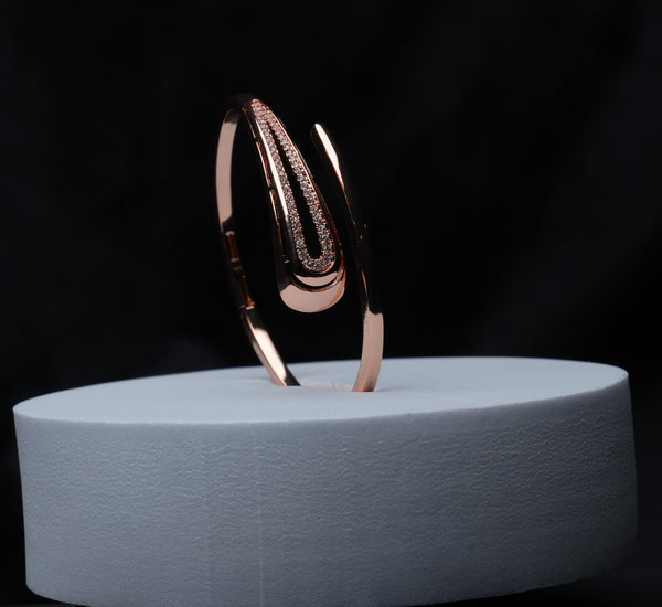 Teardrop Luxe Bracelet