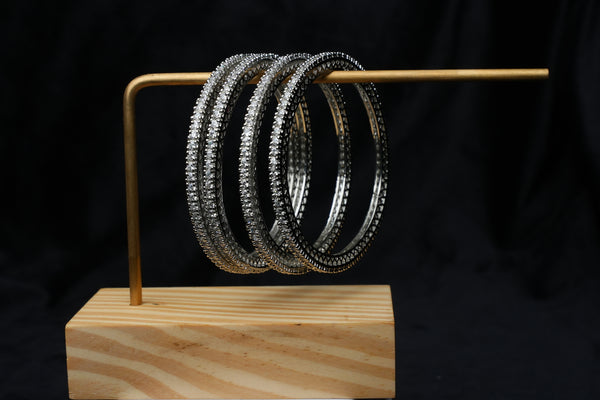 Celeste Silver Spark Bangle Set