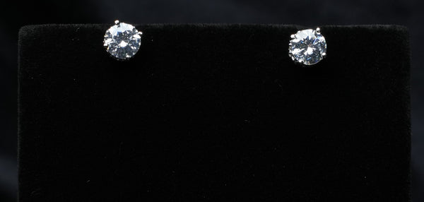 Elegant Solitaire Studs