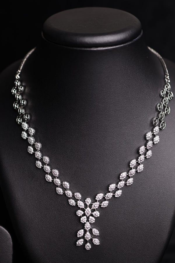 Elina Spark Necklace Set