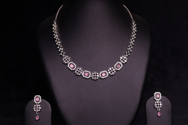 Florette Glam Necklace Set