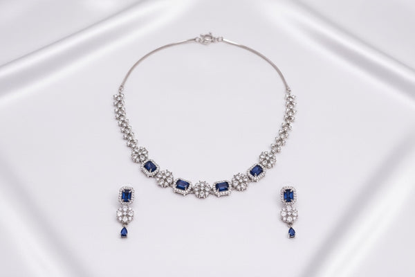 Florette Glam Necklace Set