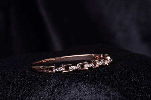 Link Luxe Bracelet