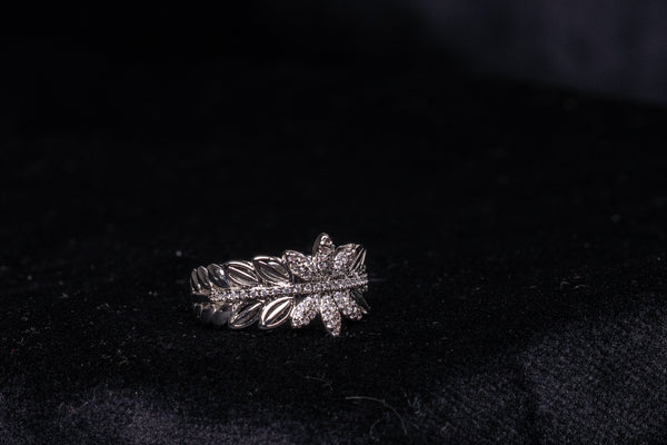 Elysian Leaf Ring
