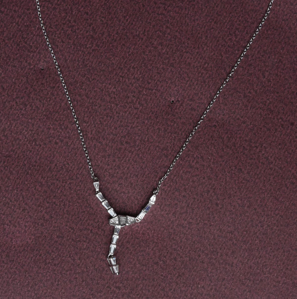 Snake Curve Sparkle Pendant Set