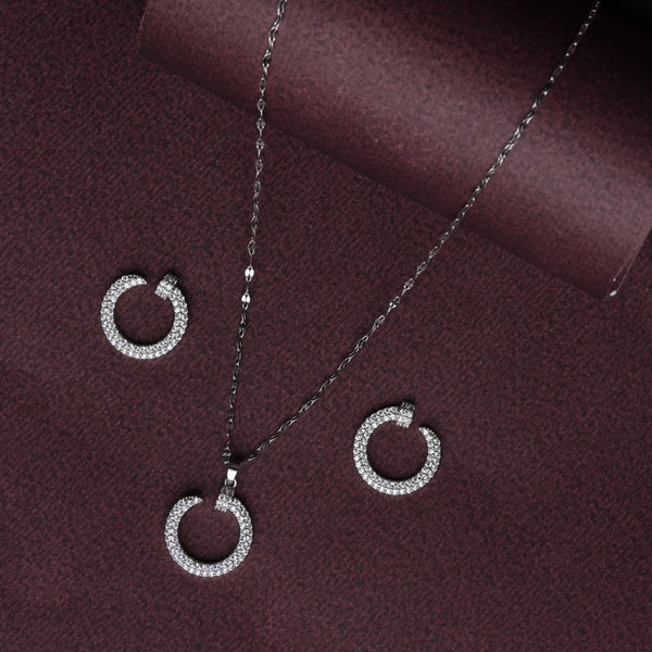 Eternal Arc Sparkle Pendant Set