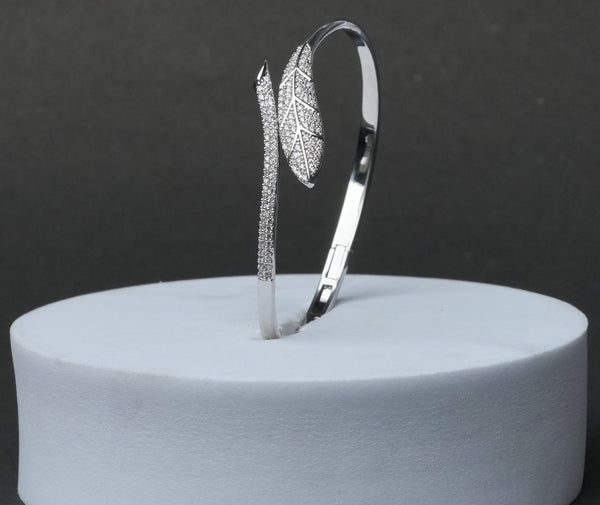 Rose Leaf Sparkle Open Bracelet