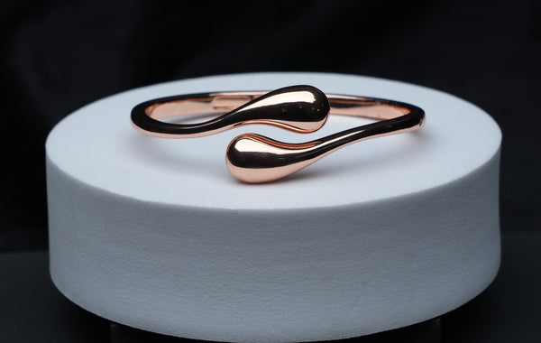 Ethereal Flow Bracelet