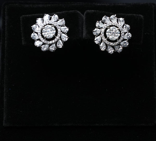 Floral Radiance Stud Earrings