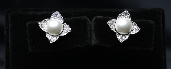 Floral Pearl Sparkle Studs