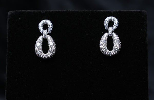 Lustrous Link Earrings